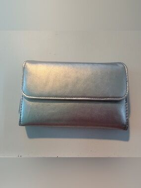 Metallic Silver Women's Clutch Wallet - Sleek Everyday Bag